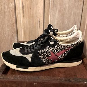 Golden goose running sneakers sz41